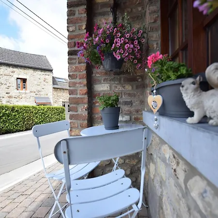 Cozy Family In 別荘