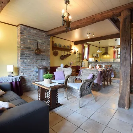 Cozy Family In Vakantiehuis Durbuy