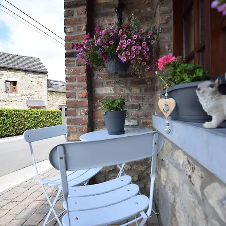 Cozy Family In 別荘